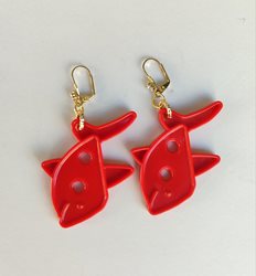 עגילי דולפין אדום