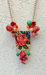 שרשרת פריחה מלבלבת