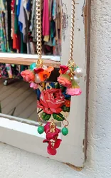 שרשרת פריחה מלבלבת