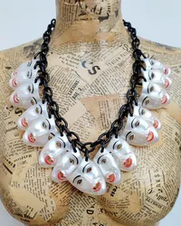 שרשרת מסיכות