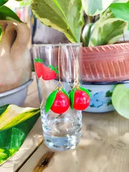 עגילי דובדבנים