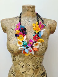 שרשרת כל הפרחים