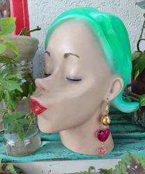 עגילי לב ורוד