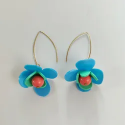 עגילי פרח שובב